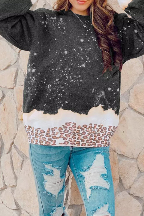 Snowy Christmas Graphic Leopard Bleached Sweatshirt