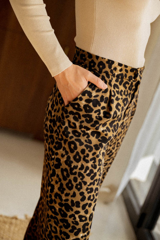 Pantalones anchos con estampado animal de leopardo 