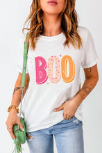 Camiseta blanca con gráfico de letra BOO de Halloween