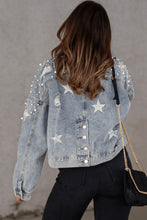 Chaqueta vaquera corta con estrella de perlas desgastadas azul cielo