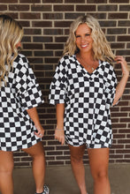 Black Checkered Pattern Tee and Shorts Plus Size Two Piece Set