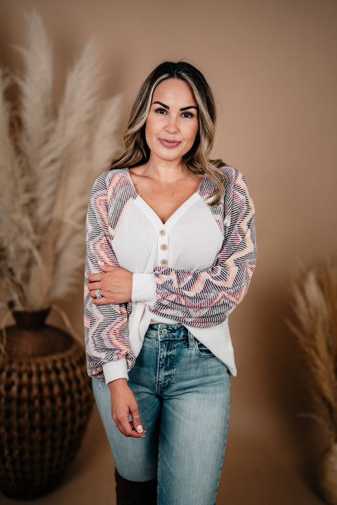 Beige Geometric Contrast Sleeved Plus Size Top