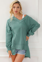 Green High Low Exposed Seam V Neck Loose Sweatshirt