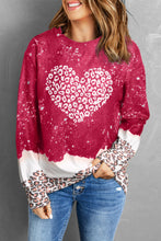 Snowy Christmas Graphic Leopard Bleached Sweatshirt