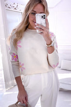 White Flower Pattern Ribbed Edge Elegant Sweater