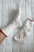 White Ruffled Heart Pattern Cotton Socks