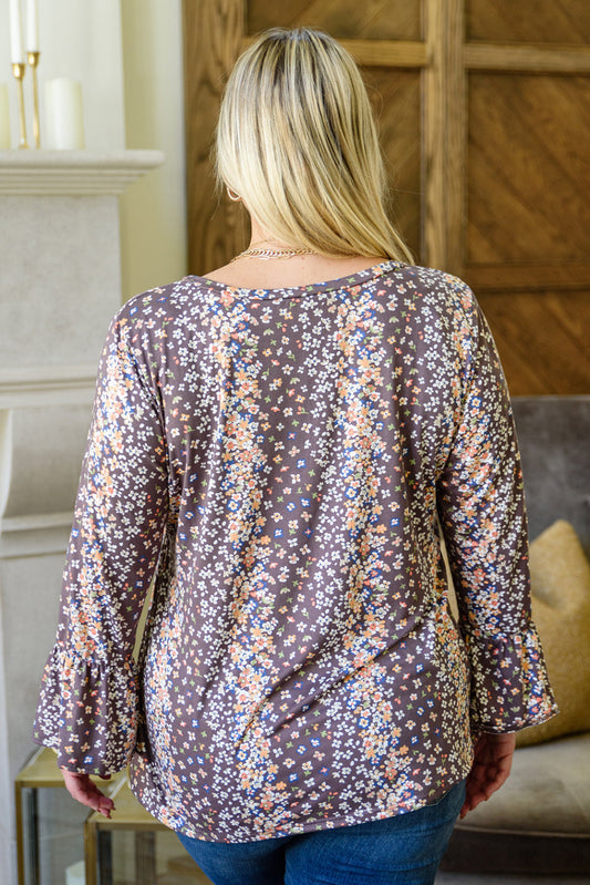 Blusa babydoll con cuello redondo y estampado floral de talla grande 