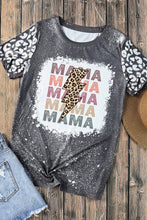 Camiseta de manga corta con estampado de leopardo blanqueado