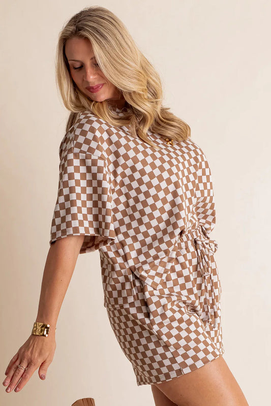 Brown Plus Size Checkerboard Print Side Slim Tee Shorts Set