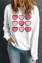 White Heart Graphic Crewneck Valentines Pullover Sweatshirt