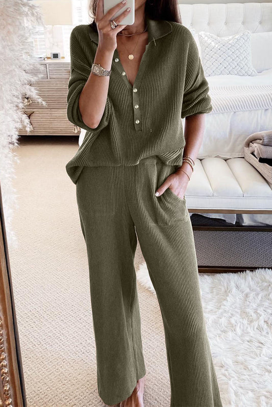 Conjunto de pantalón y top henley de punto acanalado marrón para estar en casa