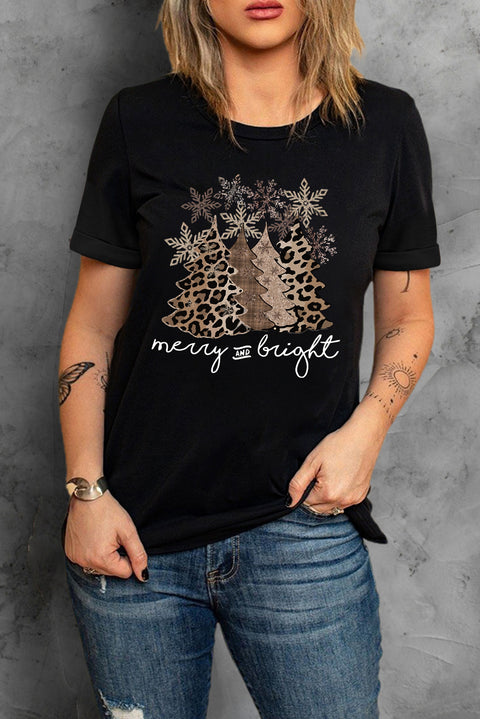 Camiseta con cuello redondo y estampado gráfico de árbol de Navidad de leopardo