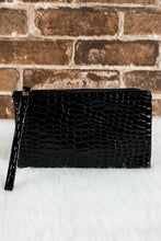 Black Crocodile Pattern Zipper Wristlet Wallet