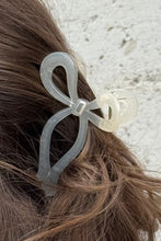 White Long Tail Bow Knot Shape Claw Clip