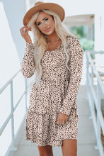 Vestido de manga larga escalonado con estampado animal de leopardo 