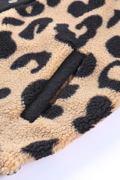 Sobrecamisa teddy de leopardo con ribetes en contraste