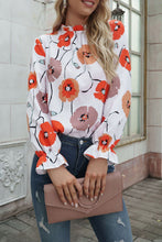 Blusa blanca con cuello con volantes y mangas con volantes y estampado floral de amapola 