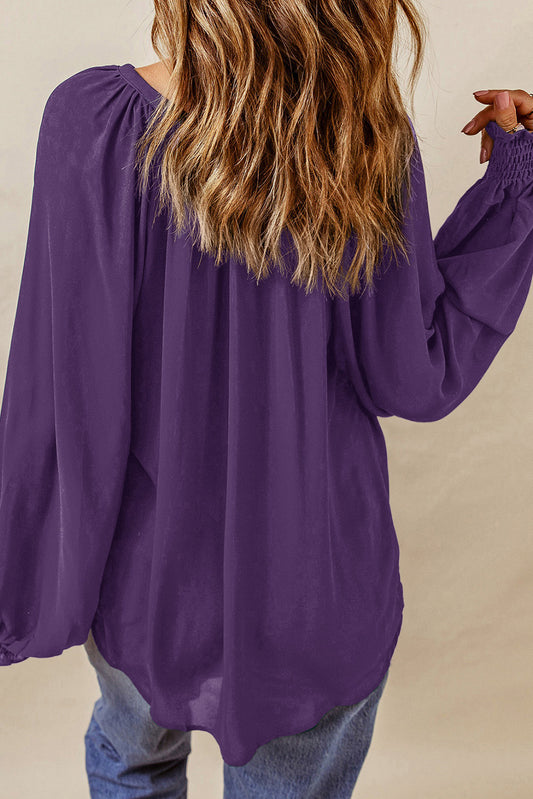 Blusa plisada con cuello en V y mangas abullonadas morada 