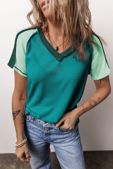 Green Exposed Seam Color Block Knitted V Neck T-shirt