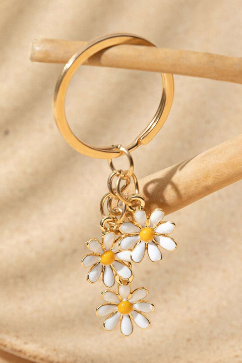 White Cute Daisy Shape Ornament Key Ring