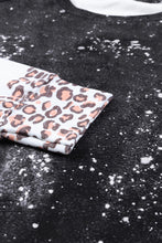 Snowy Christmas Graphic Leopard Bleached Sweatshirt