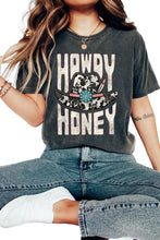 HOWDY HONEY Camiseta gráfica con sombrero de vaquero