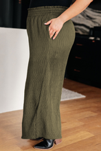 Jungle Green Plus Size Textured Shirred High Waist Casual Pants