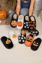 Black Halloween Pumpkin Print Plush Slippers