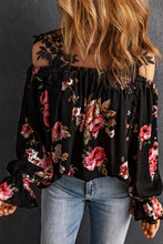 Blusa holgada con hombros descubiertos y patchwork de encaje con estampado floral