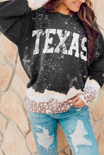 Snowy Christmas Graphic Leopard Bleached Sweatshirt