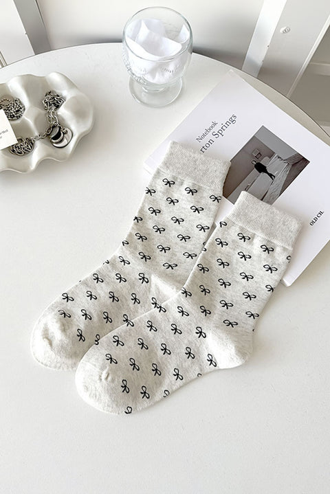 White Bow Knots Ribbed Edge Crew Socks