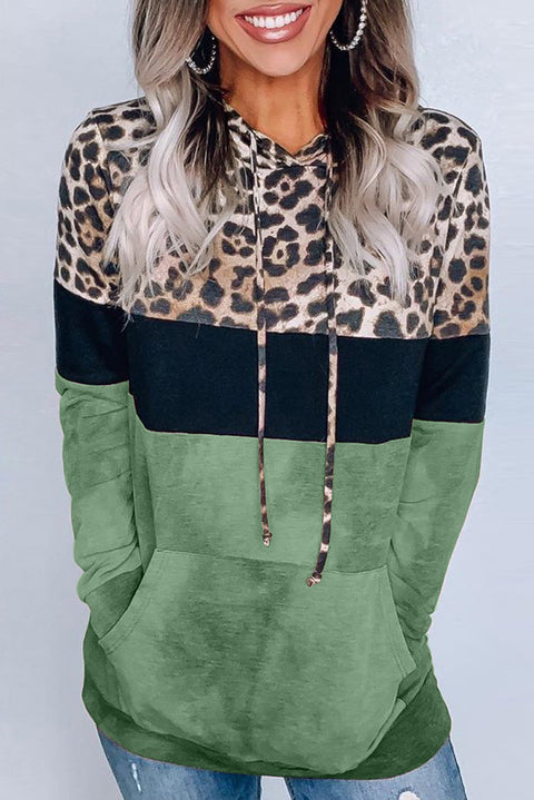 Sudadera con capucha y diseño teñido anudado con estampado de leopardo