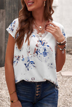 Polka Dot Scalloped V Neck Short Sleeves Top