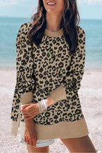 Women's Round Neck Long Sleeve Leopard Print Loose Fit Sweatshirt