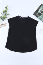 V Neck Lace Trim T-shirt