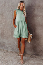 Vestido babydoll con volantes y bolsillos