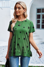 Camiseta con cuello redondo y estampado de estrellas