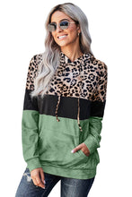 Sudadera con capucha y diseño teñido anudado con estampado de leopardo